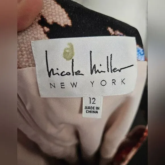 Nicole Miller floral fit and flare dress with pockets size 12 - Picture 7 of 7